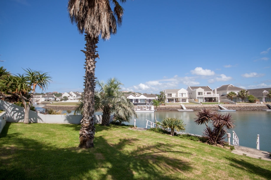 5 Bedroom Property for Sale in Royal Alfred Marina Eastern Cape